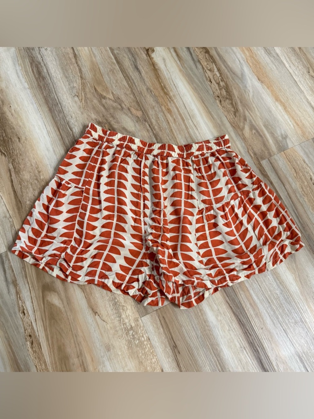 Ava Sky shorts size small